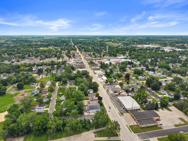 165 Chelsea LANE, Union Grove, WI 53182