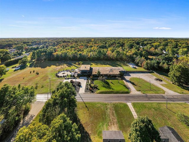 70700 Ironwood Drive, Niles, MI 49120