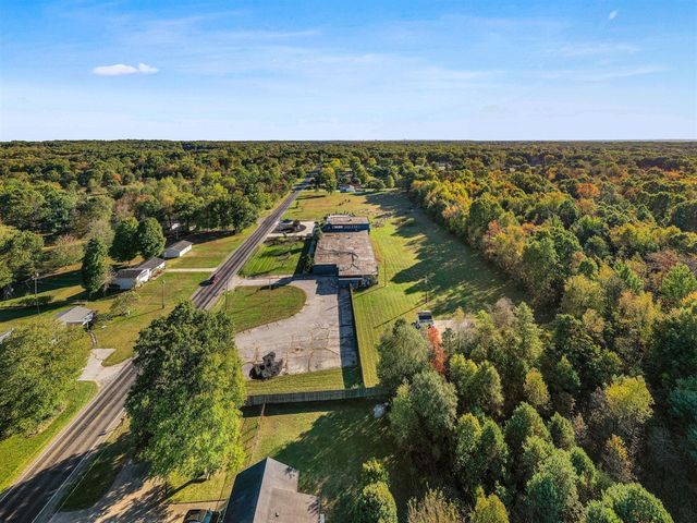 70700 Ironwood Drive, Niles, MI 49120