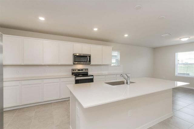 3739 HADDON AVENUE, Davenport, FL 33837