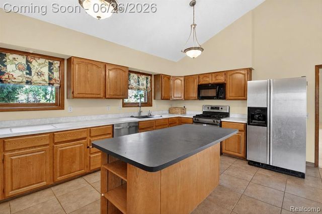 3150 N Otter Creek Road, Monroe, MI 48161