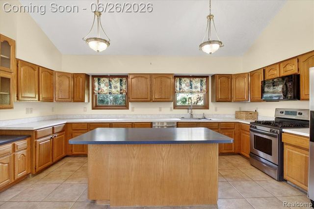 3150 N Otter Creek Road, Monroe, MI 48161