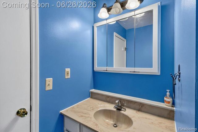3150 N Otter Creek Road, Monroe, MI 48161