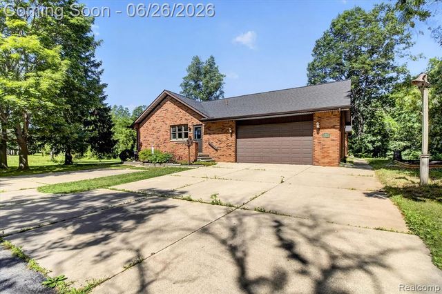 3150 N Otter Creek Road, Monroe, MI 48161