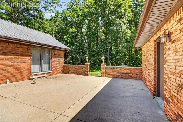 3150 N Otter Creek Road, Monroe, MI 48161
