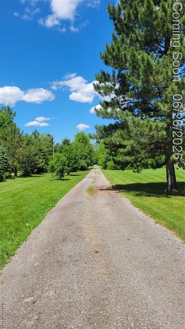 3150 N Otter Creek Road, Monroe, MI 48161