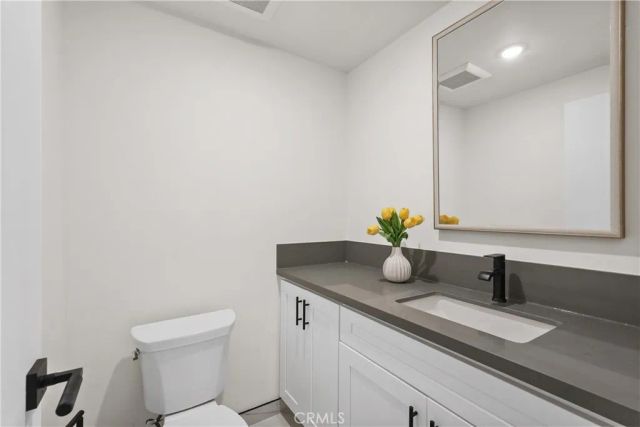 6221 Mammoth, Valley Glen, CA 91401