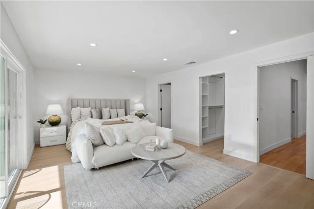 6221 Mammoth, Valley Glen, CA 91401