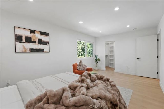 6221 Mammoth, Valley Glen, CA 91401