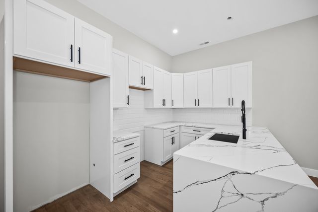4543 S Ellis Avenue 3S, Chicago, IL 60653