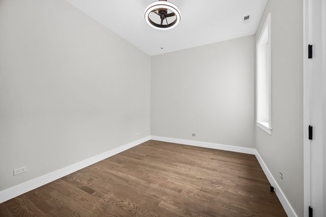 4543 S Ellis Avenue 3S, Chicago, IL 60653