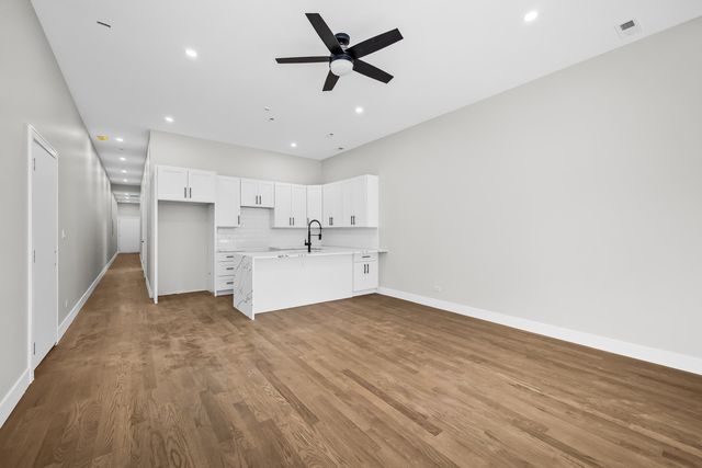4543 S Ellis Avenue 3S, Chicago, IL 60653