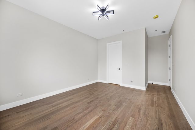 4543 S Ellis Avenue 3S, Chicago, IL 60653