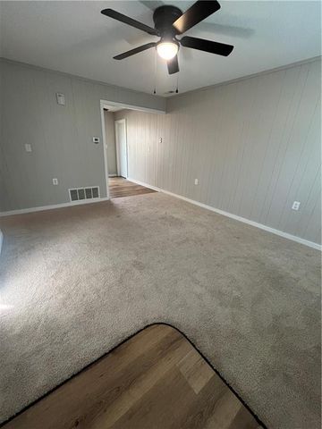 21 SE 130 Road, Warrensburg, MO 64093