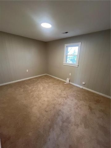 21 SE 130 Road, Warrensburg, MO 64093