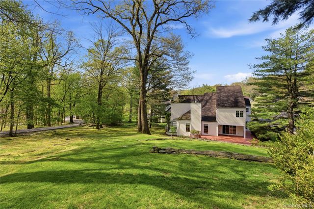 5 Elizabeth Court, Briarcliff Manor, NY 10510