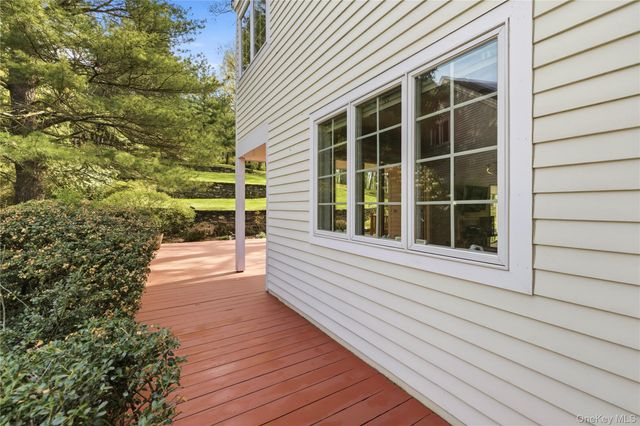 5 Elizabeth Court, Briarcliff Manor, NY 10510