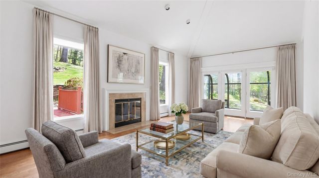 5 Elizabeth Court, Briarcliff Manor, NY 10510