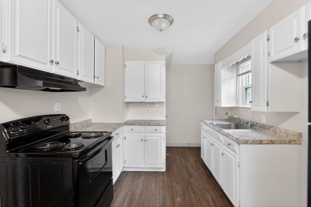 2458 Renwood Place, Columbus, OH 43211