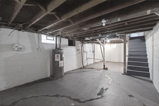 2458 Renwood Place, Columbus, OH 43211
