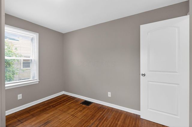 2458 Renwood Place, Columbus, OH 43211