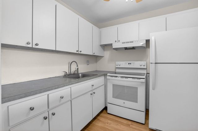660 Horizon W 107, Boynton Beach, FL 33435