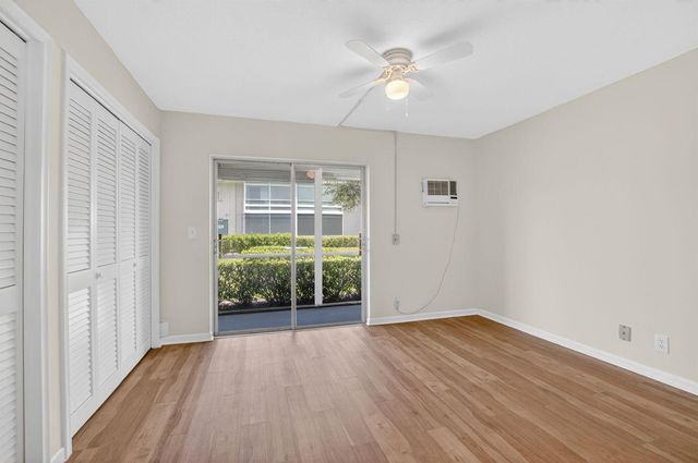 660 Horizon W 107, Boynton Beach, FL 33435