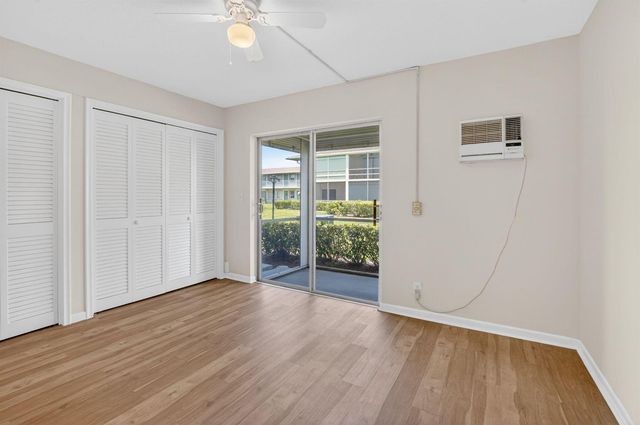 660 Horizon W 107, Boynton Beach, FL 33435