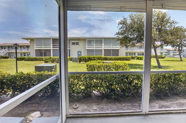 660 Horizon W 107, Boynton Beach, FL 33435