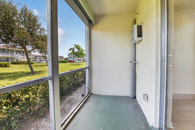 660 Horizon W 107, Boynton Beach, FL 33435