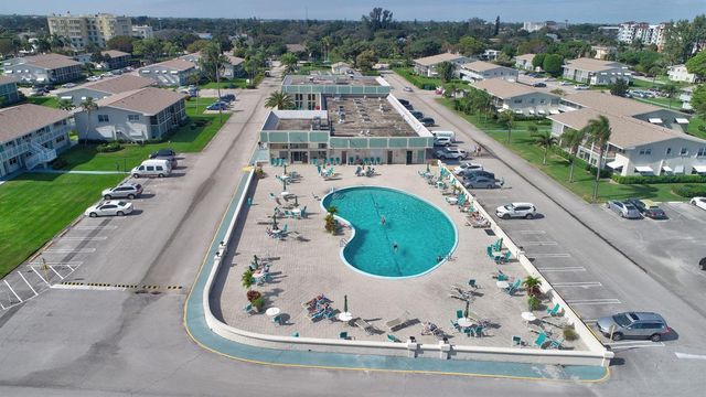 660 Horizon W 107, Boynton Beach, FL 33435