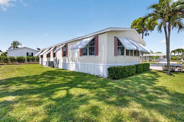 5006 Curacas Bay, Boynton Beach, FL 33436