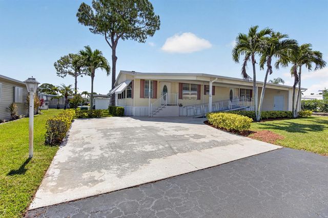 5006 Curacas Bay, Boynton Beach, FL 33436