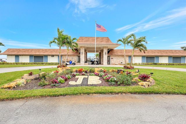 5006 Curacas Bay, Boynton Beach, FL 33436