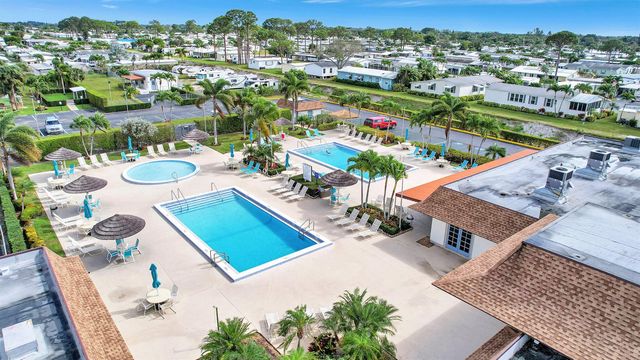 5006 Curacas Bay, Boynton Beach, FL 33436
