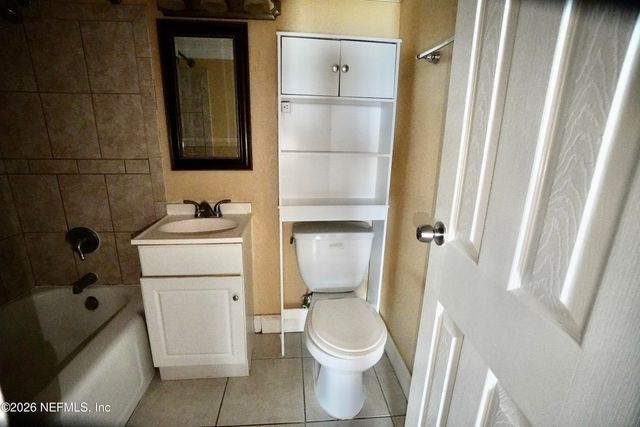 311 W ASHLEY Street 302, Jacksonville, FL 32202