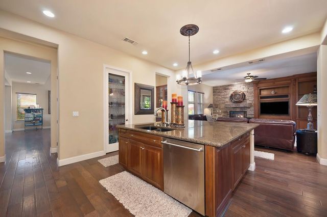 701 Stanfel Pl, El Dorado Hills, CA 95762
