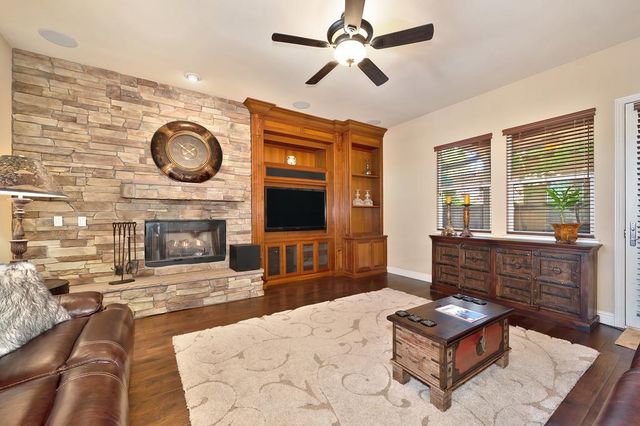 701 Stanfel Pl, El Dorado Hills, CA 95762