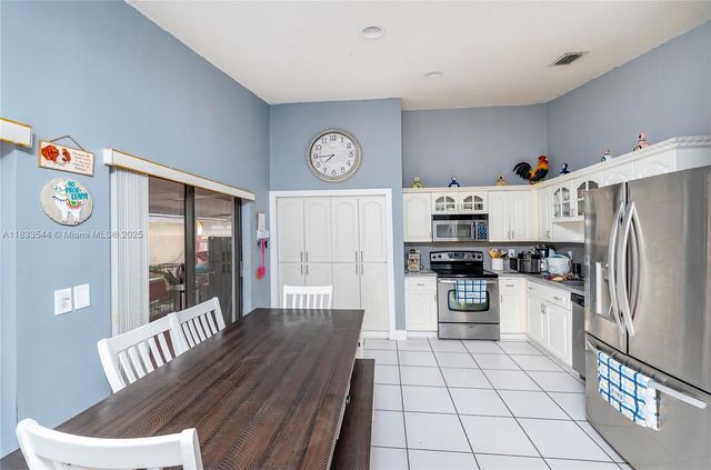 30204 SW 161st Ave, Homestead, FL 33033