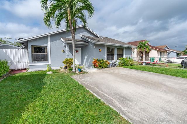 30204 SW 161st Ave, Homestead, FL 33033