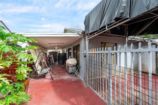 30204 SW 161st Ave, Homestead, FL 33033