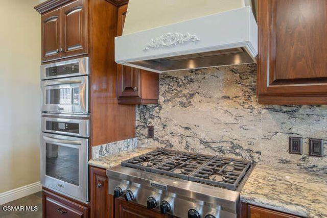 39860 86th Street W, Leona Valley, CA 93551