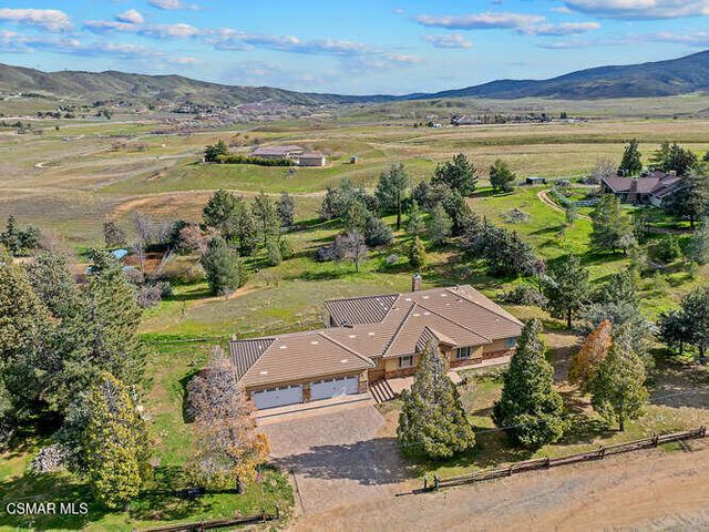 39860 86th Street W, Leona Valley, CA 93551
