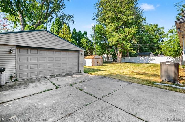 2500 E Hudson Avenue, Royal Oak, MI 48067