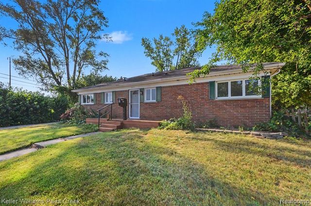 2500 E Hudson Avenue, Royal Oak, MI 48067
