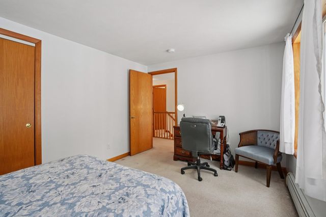 18 Diamond Drive, Danville, NH 03819