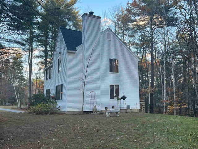 18 Diamond Drive, Danville, NH 03819