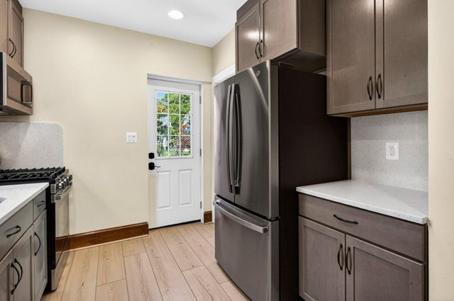 3105 17TH ST N, Arlington, VA 22201