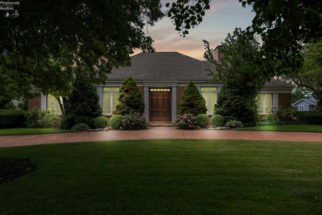 1711 Willow Drive, Sandusky, OH 44870