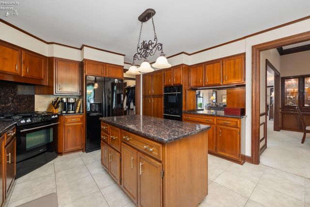 1711 Willow Drive, Sandusky, OH 44870